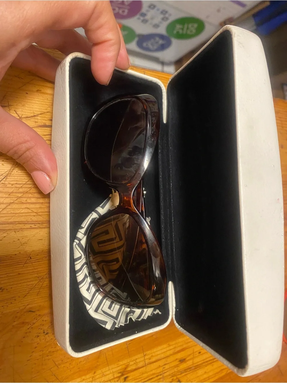 Tortoiseshell Oversized Sunglasses with Patterned Accent